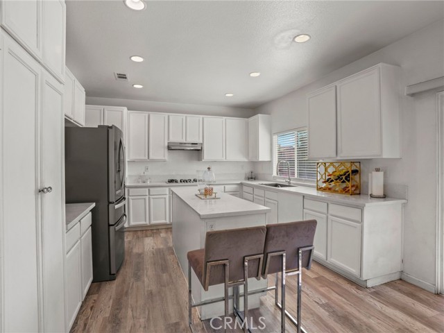 6 Bed Home for Sale in Victorville, California