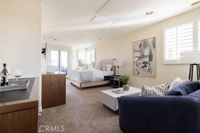 Detail Gallery Image 18 of 38 For 615 7th Street, Huntington Beach,  CA 92648 - 4 Beds | 4/1 Baths
