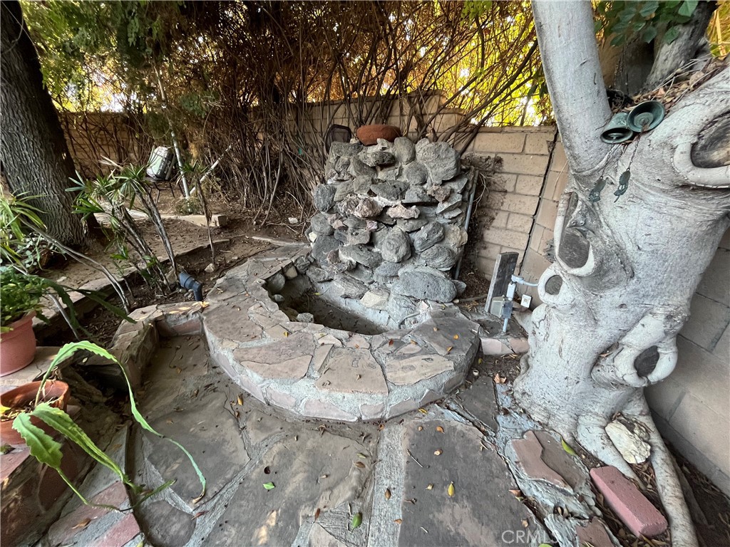 https://media.crmls.org/medias/a5b2ee67-b030-41ab-89a8-864633b5d877.jpg?preset=X-Large