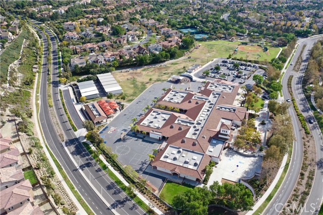 19 Rinehart Road, Ladera Ranch CA: https://media.crmls.org/medias/a5b2f356-fc32-40a2-95bc-0d9934b59bbf.jpg