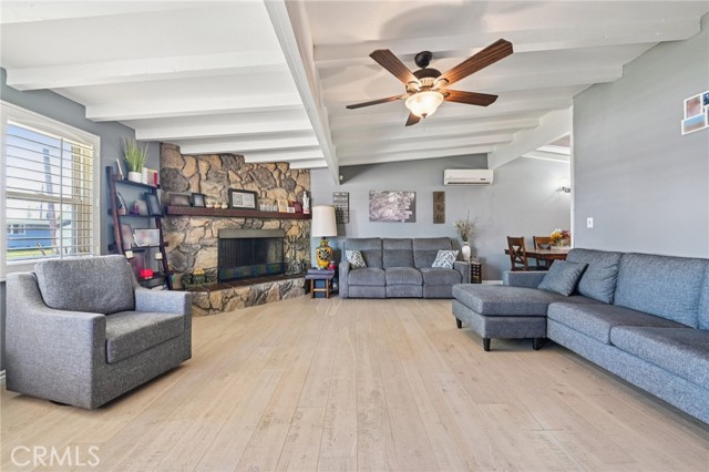 Image 3 of 48 For 13631 Richardson Way