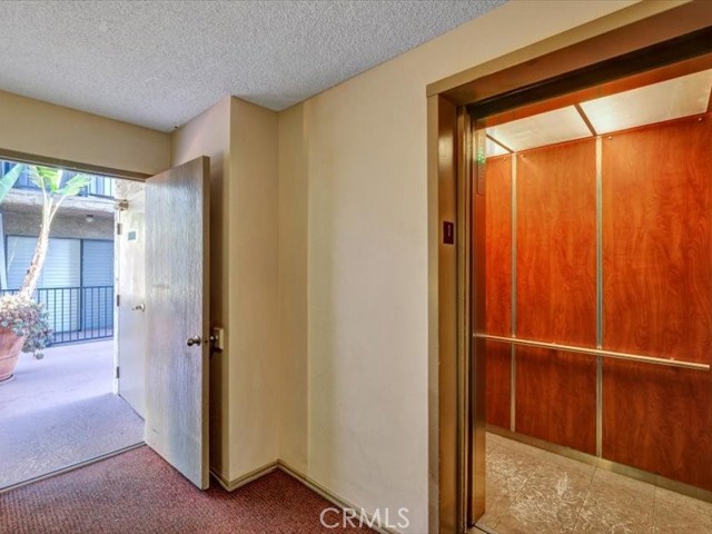 Detail Gallery Image 8 of 44 For 2929 Waverly, Los Feliz,  CA 90039 - 1 Beds | 2 Baths