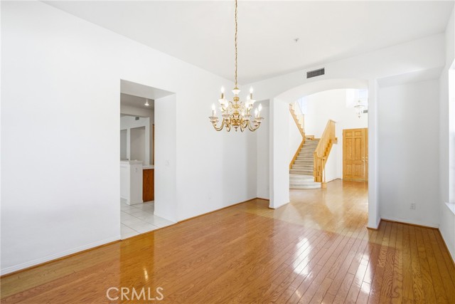 Detail Gallery Image 11 of 75 For 2409 Santiago, La Verne,  CA 91750 - 5 Beds | 3 Baths