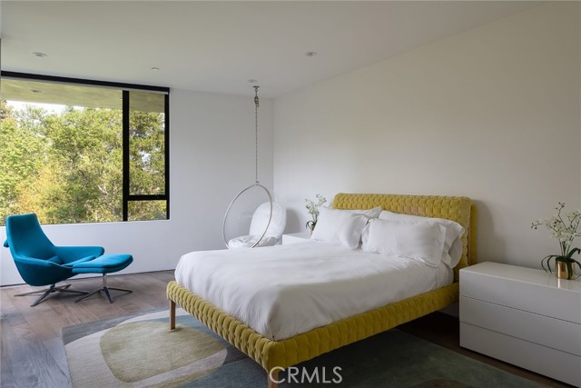 Drew Fenton | 314 N Barrington Avenue Los Angeles CA | MLS: 7143725