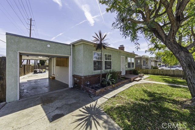 Detail Gallery Image 3 of 44 For 1832 N Brighton, Burbank,  CA 91506 - 2 Beds | 1 Baths