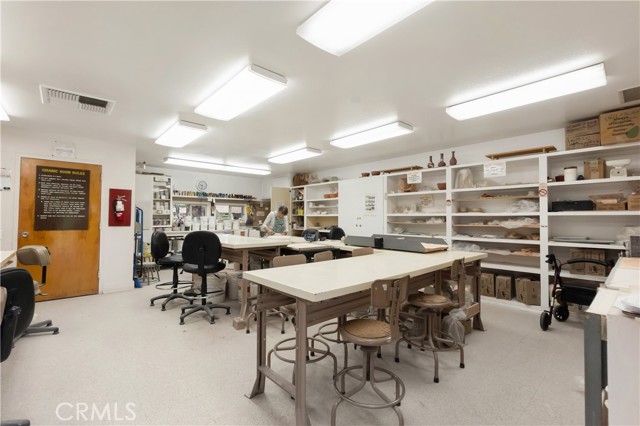 17306 Village 17, Camarillo CA: https://media.crmls.org/medias/a5b44b16-428b-4709-a507-00b916863d41.jpg