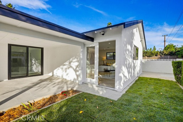 Detail Gallery Image 21 of 28 For 410 W Crystal View, Orange,  CA 92865 - 5 Beds | 3 Baths