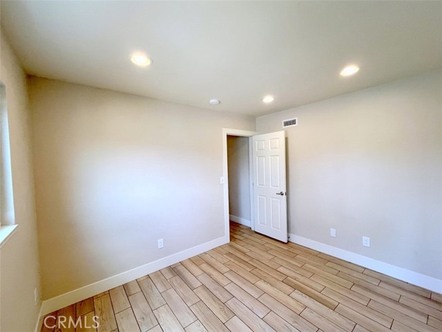 7811 Rhine Drive, Huntington Beach CA: https://media.crmls.org/medias/a5b5d89c-4186-4aae-85e1-c4c2158082af.jpg