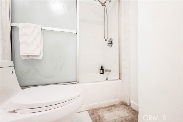 3720 S St Andrews Place, Los Angeles CA: https://media.crmls.org/medias/a5b5f83e-40a9-42a3-a8d6-b40cd588abdd.jpg