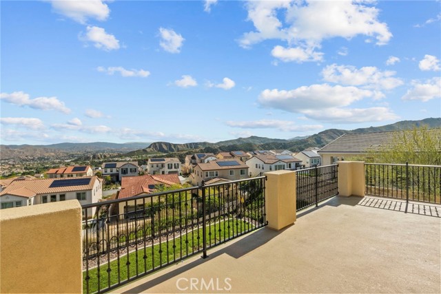 Detail Gallery Image 8 of 56 For 18797 Big Cedar Dr, Canyon Country,  CA 91387 - 5 Beds | 3 Baths