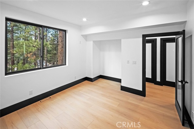 129 Winding Lane, Big Bear City CA: https://media.crmls.org/medias/a5b91623-847c-448c-b123-ea3b66f5fb21.jpg