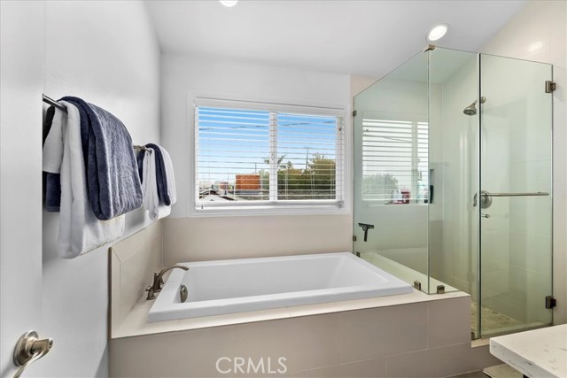 416 Avenue E, Redondo Beach, California 90277, 5 Bedrooms Bedrooms, ,2 BathroomsBathrooms,Residential,Sold,Avenue E,SB21248729