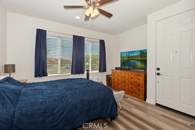 Detail Gallery Image 17 of 44 For 15816 Parry Peak, Fontana,  CA 92336 - 4 Beds | 3/1 Baths