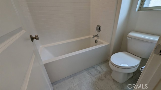 15807 Moonflower Avenue, Chino CA: https://media.crmls.org/medias/a5baa361-7602-46f2-a000-54c05cddddcb.jpg
