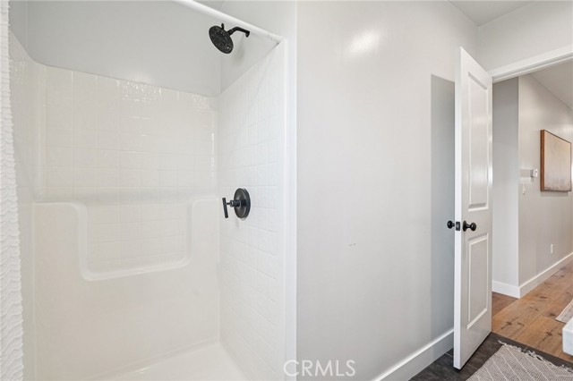 Image 19 of 28 For 18919 Cranbrook Avenue