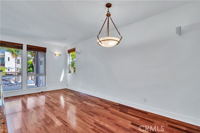 Detail Gallery Image 3 of 57 For 5506 W 149th Pl #10,  Hawthorne,  CA 90250 - 2 Beds | 2 Baths