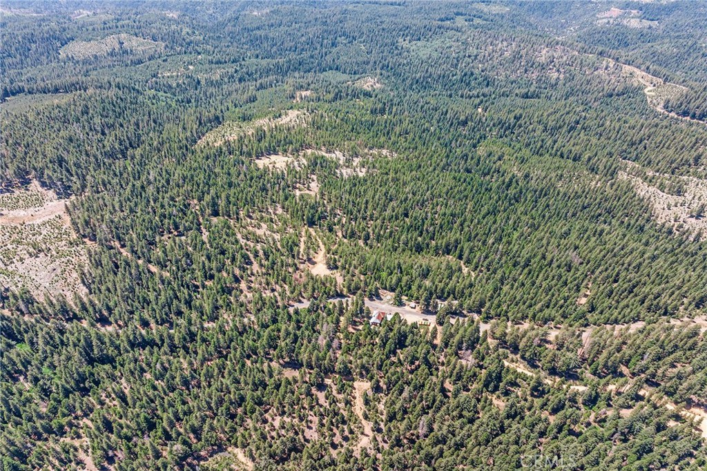 https://media.crmls.org/medias/a5bba586-cb4f-427f-b90e-116d3991b05a.jpg?preset=X-Large