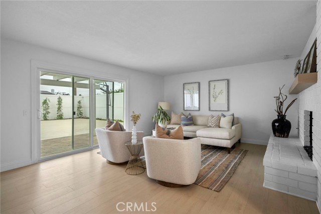 644 Kenoak Drive, Placentia CA: https://media.crmls.org/medias/a5bba675-c5c9-4363-b014-0dd1e08ebe12.jpg