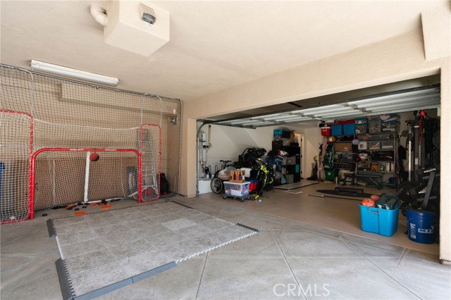Detail Gallery Image 32 of 43 For 619 10th St, Hermosa Beach,  CA 90254 - 4 Beds | 3/1 Baths