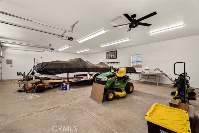 6153 Twin, Paradise CA: https://media.crmls.org/medias/a5bc1630-c321-481c-8ebc-3a5e6457333c.jpg