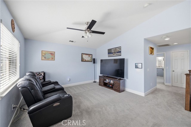 Detail Gallery Image 16 of 41 For 963 Cornerstone Way, Corona,  CA 92878 - 4 Beds | 3 Baths