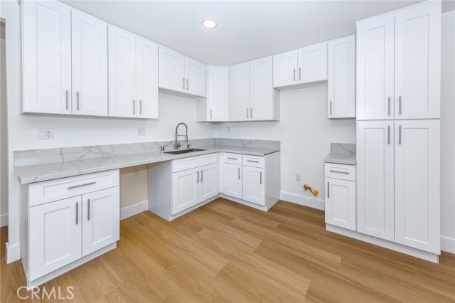 Detail Gallery Image 12 of 31 For 22016 Schoolcraft St, Canoga Park,  CA 91303 - 3 Beds | 2 Baths