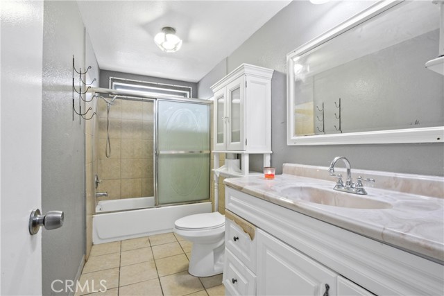 Detail Gallery Image 20 of 25 For 320 N Park Vista #26, Anaheim,  CA 92806 - 3 Beds | 2 Baths