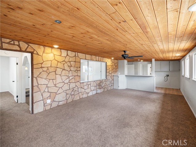 Detail Gallery Image 3 of 47 For 12920 Central Rd, Apple Valley,  CA 92308 - 4 Beds | 3 Baths