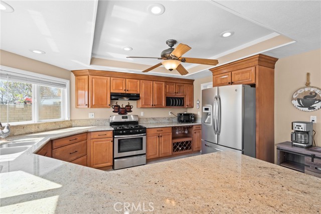 Detail Gallery Image 22 of 36 For 9543 Sunflower St, Rancho Cucamonga,  CA 91737 - 4 Beds | 3 Baths