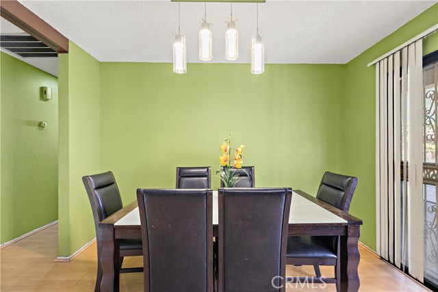 Detail Gallery Image 14 of 45 For 2959 Havasu Ct, Highland,  CA 92346 - 4 Beds | 2 Baths