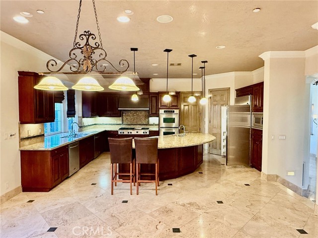 Detail Gallery Image 15 of 55 For 4928 Sundowner Ct, Rancho Cucamonga,  CA 91737 - 5 Beds | 5/1 Baths