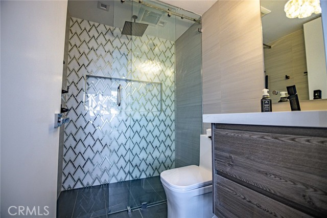 Detail Gallery Image 16 of 42 For 8144 Gould Ave, Los Angeles,  CA 90046 - 4 Beds | 5 Baths
