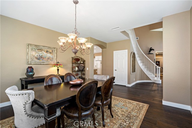 Detail Gallery Image 12 of 49 For 41574 Laurel Valley Cir, Temecula,  CA 92591 - 5 Beds | 4 Baths