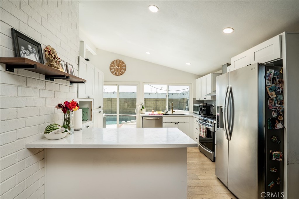 A5bf7104 9379 4aa1 B996 1913a284b910