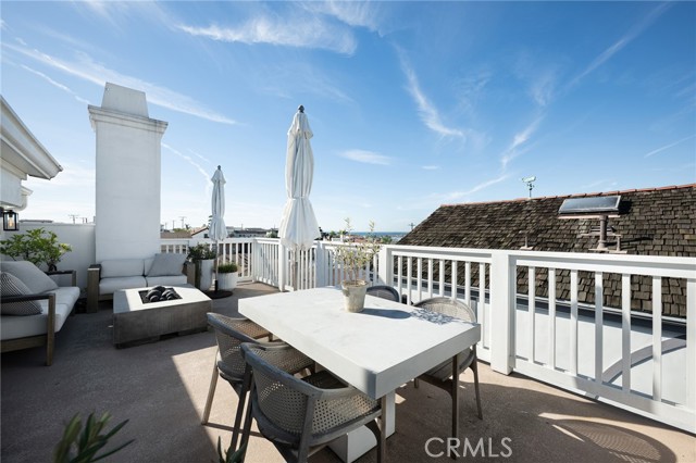 Detail Gallery Image 26 of 38 For 416 Dahlia #A2,  Corona Del Mar,  CA 92625 - 2 Beds | 2/1 Baths