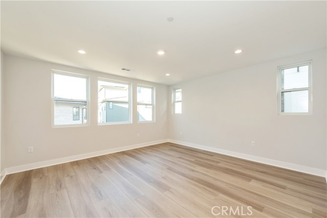 Detail Gallery Image 9 of 40 For 209 Mask, Irvine,  CA 92618 - 5 Beds | 5 Baths