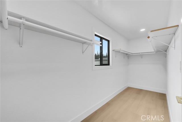 Image 41 of 51 For 13682 Carroll