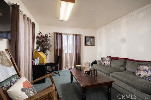 Detail Gallery Image 4 of 31 For 40565 Big Bear Blvd, Big Bear Lake,  CA 92315 - 3 Beds | 2/2 Baths