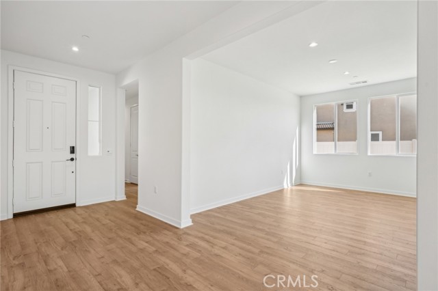 41810 Castello Lane, Palmdale CA: https://media.crmls.org/medias/a5c139e5-2596-4b7f-9653-dc78aa29957c.jpg