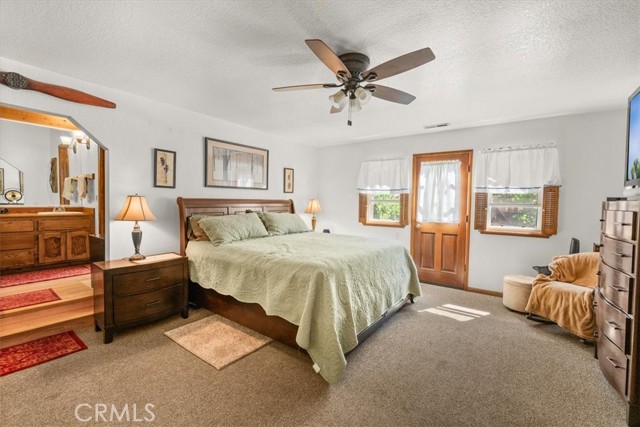 Detail Gallery Image 21 of 46 For 1042 Pine Mountain Dr, Big Bear City,  CA 92314 - 4 Beds | 3 Baths
