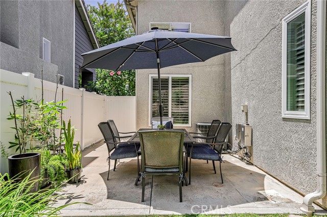 20 Wayfaire, Rancho Santa Margarita CA: https://media.crmls.org/medias/a5c1ed25-c128-4a1d-8b61-69942a688800.jpg