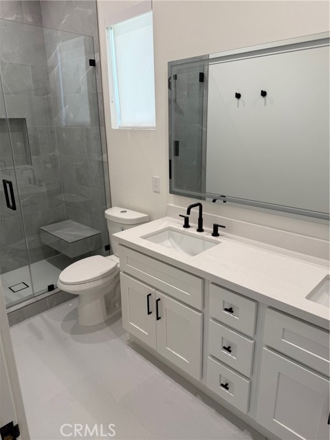 Detail Gallery Image 18 of 28 For 8546 Vanalden, Northridge,  CA 91324 - 2 Beds | 1 Baths