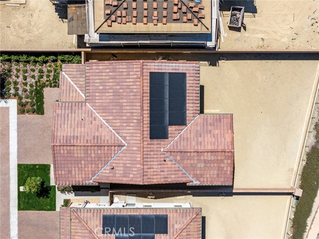 104 Eversedge, Irvine CA: https://media.crmls.org/medias/a5c26b6b-2bea-4166-864a-acd9812ccea7.jpg