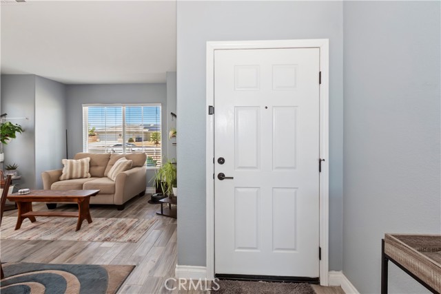 21269 Chardonnay Drive, Apple Valley CA: https://media.crmls.org/medias/a5c2f072-1b65-4919-8e4e-5508ed90e0ed.jpg