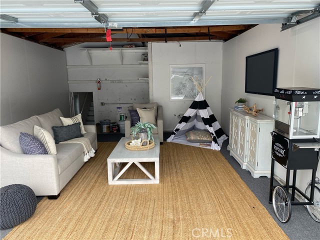 1506 Harper Avenue, Redondo Beach, California 90278, 4 Bedrooms Bedrooms, ,1 BathroomBathrooms,Residential,Sold,Harper,SB21222844