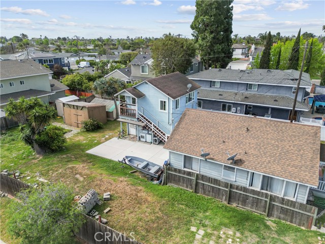 2110 Orange Avenue, Costa Mesa CA: https://media.crmls.org/medias/a5c43cbe-6b3a-4920-8b6f-f26c8dd84e80.jpg