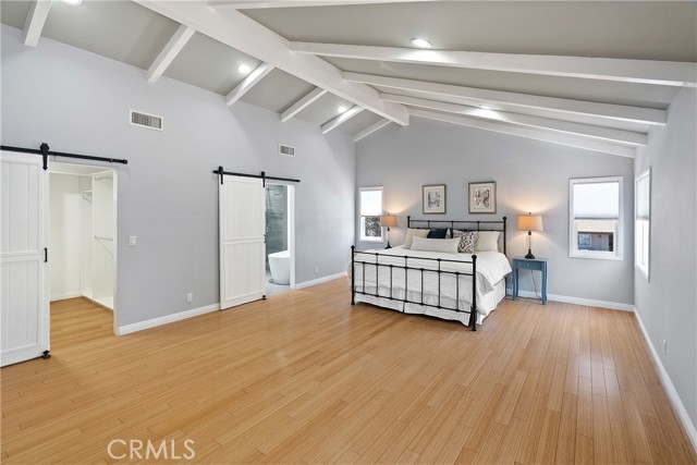 4 Bed Home for Sale in Encino, California