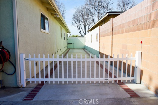 Detail Gallery Image 53 of 65 For 2019 Valencia, Santa Ana,  CA 92706 - 4 Beds | 2 Baths