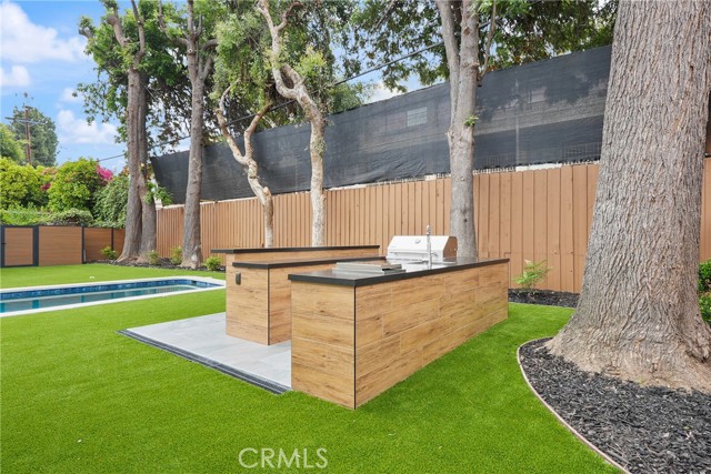 Detail Gallery Image 37 of 41 For 23240 Leonora Dr, Woodland Hills,  CA 91367 - 5 Beds | 5 Baths