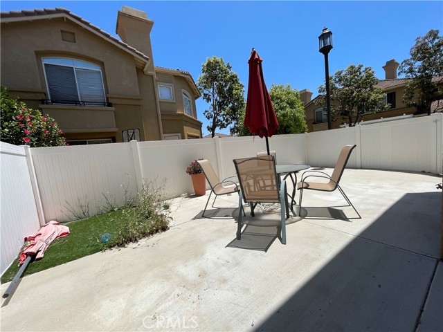 2825 N Chevington Court, Orange CA: https://media.crmls.org/medias/a5c7e67d-0954-4a67-93e2-321780cbf646.jpg